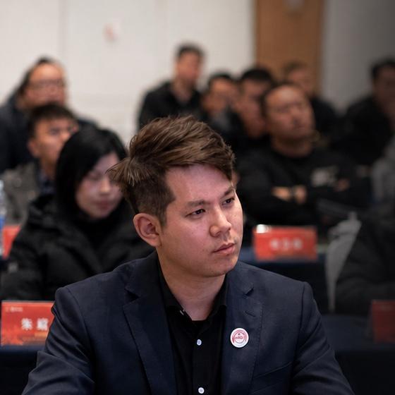 樊彥忠 Fedya