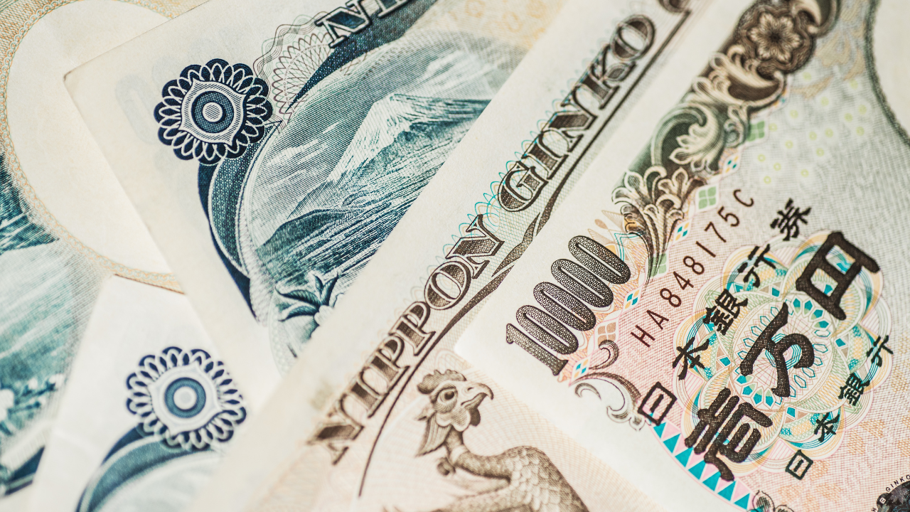 換日圓時機到了？2025年旅遊與投資的雙贏策略- Forexify 外匯交易指南